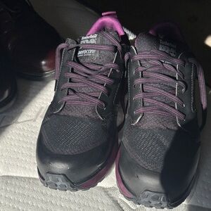 Timberland Women's Black and Pink Athletic Shoes